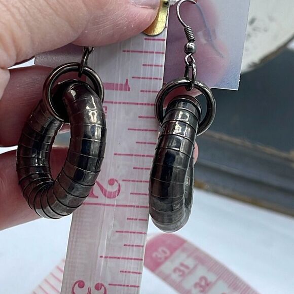 Two pair boho festival earrings dangle and post style. - Picture 8 of 9